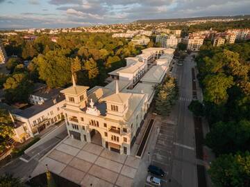 Фотографии Отель Primorski Hotel г. Святые Константин и Елена (Болгария) №1 Фото Отель Primorski Hotel г. Святые Константин и Елена 1