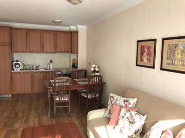 Фото номера Апартаменты с 1 спальней и балконом ― вид на бассейн Апарт-отели ApartComplex Splendid г. Святые Константин и Елена 8