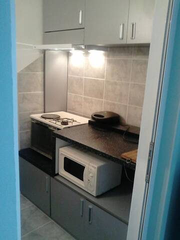 Фото номера Трехместный номер с общей ванной комнатой Гостевой дом Prima Guest House 2 г. Святые Константин и Елена 4