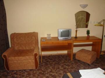 Фото номера Стандартный одноместный номер Отель FAMILY HOTEL SAINT PETER г. Святые Константин и Елена 4