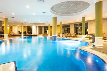 Фотографии Отель Romance Splendid and SPA Hotel г. Святые Константин и Елена (Болгария) №4 Фото Отель Romance Splendid and SPA Hotel г. Святые Константин и Елена 4
