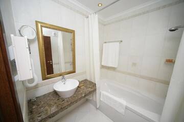 Фото номера Одноместный номер Отель Romance Splendid and SPA Hotel г. Святые Константин и Елена 4