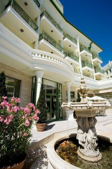 Фотографии Отель Romance Splendid and SPA Hotel г. Святые Константин и Елена (Болгария) №1 Фото Отель Romance Splendid and SPA Hotel г. Святые Константин и Елена 1