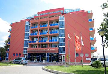 Фото номера Трехместный номер с видом на море Отель Sirius Beach Hotel &amp; SPA г. Святые Константин и Елена 6