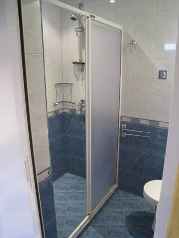 Фото номера Трехместный номер, вид на сад Гостевой дом Villa Summer House г. Святые Константин и Елена 23