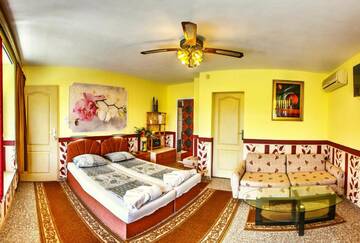 Фото номера Трехместный номер Гостевой дом Villa Summer House г. Святые Константин и Елена 5