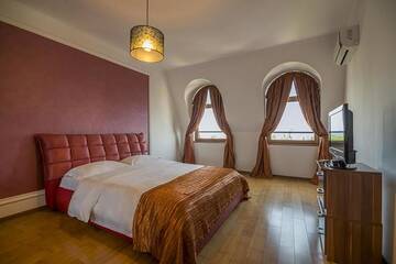Фото номера Апартаменты с 2 спальнями и балконом Апарт-отели Purple Star Apartments г. Святые Константин и Елена 2